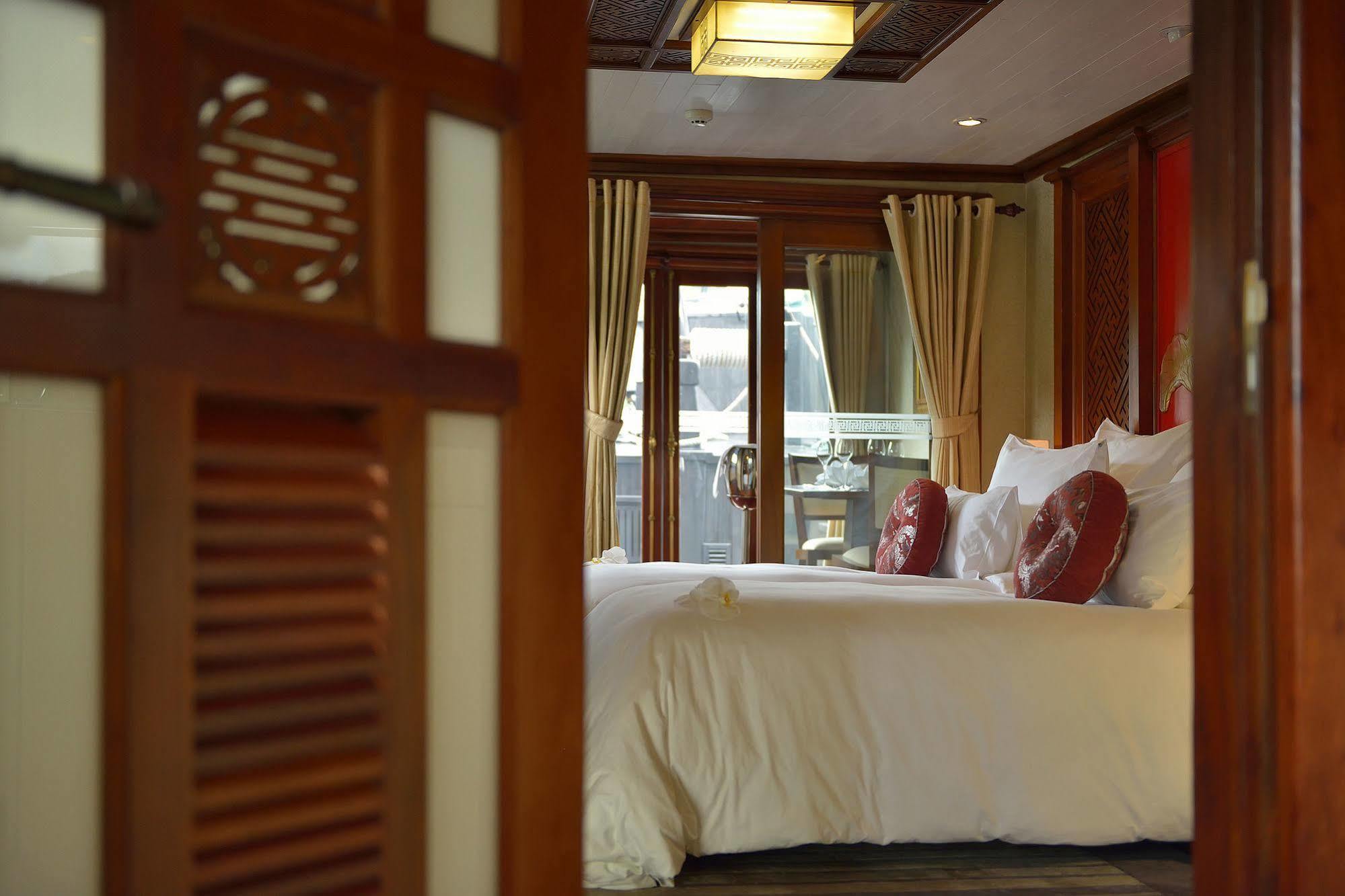 Paradise Peak Cruise Ha Long Buitenkant foto